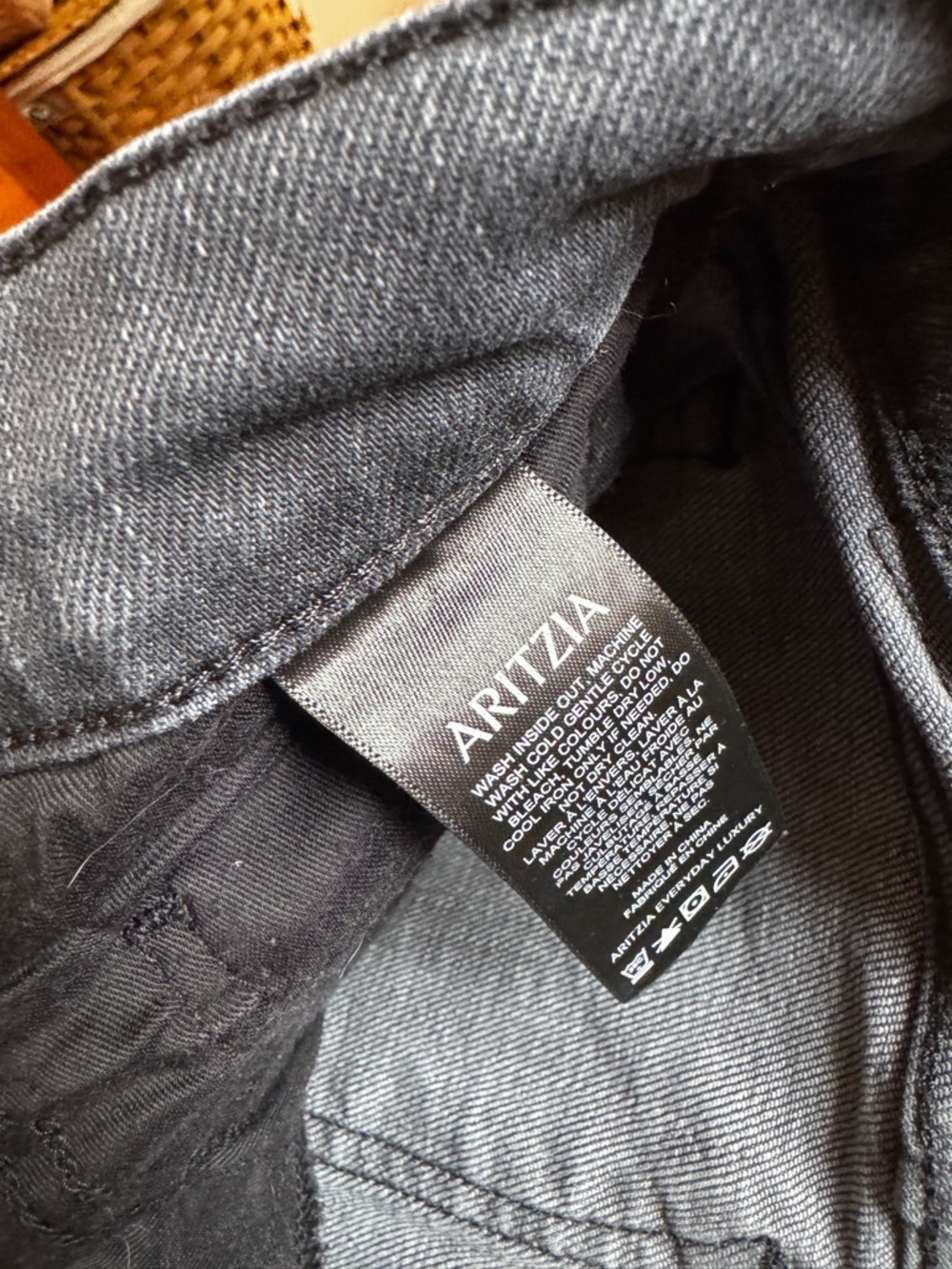 Aritzia Straight Leg High-Rise Jeans in Black - Picture 2 of 4